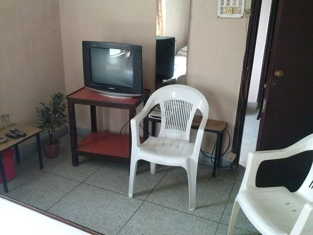 כלכותה Capital Guest House מראה חיצוני תמונה